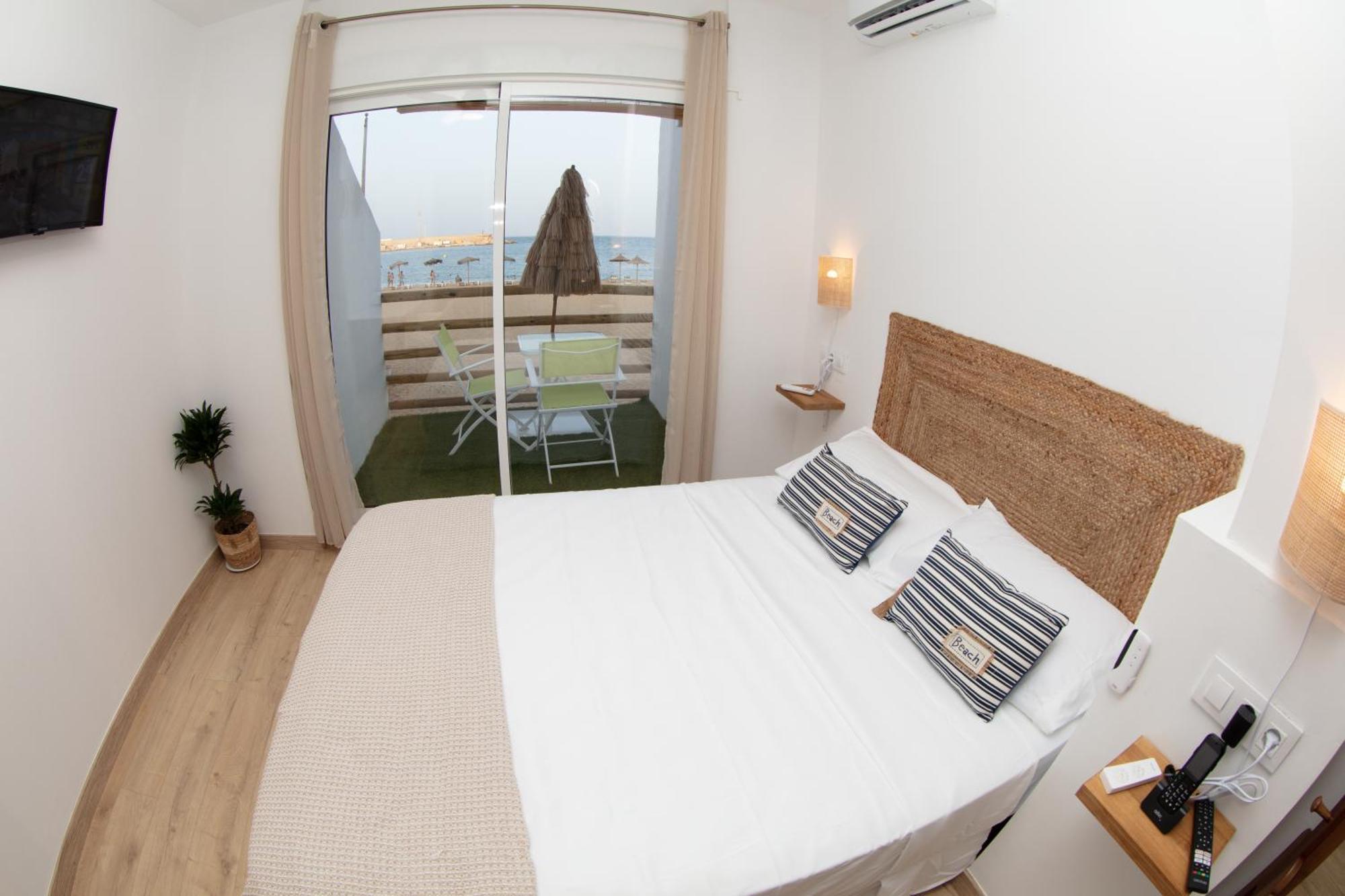 Hostal Playa Dreams Nautico Adults Garrucha Exterior foto